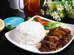 福香源餐饮管理 专业食堂承包服务，为福州及闽侯县单位提供放心的餐饮解决方案